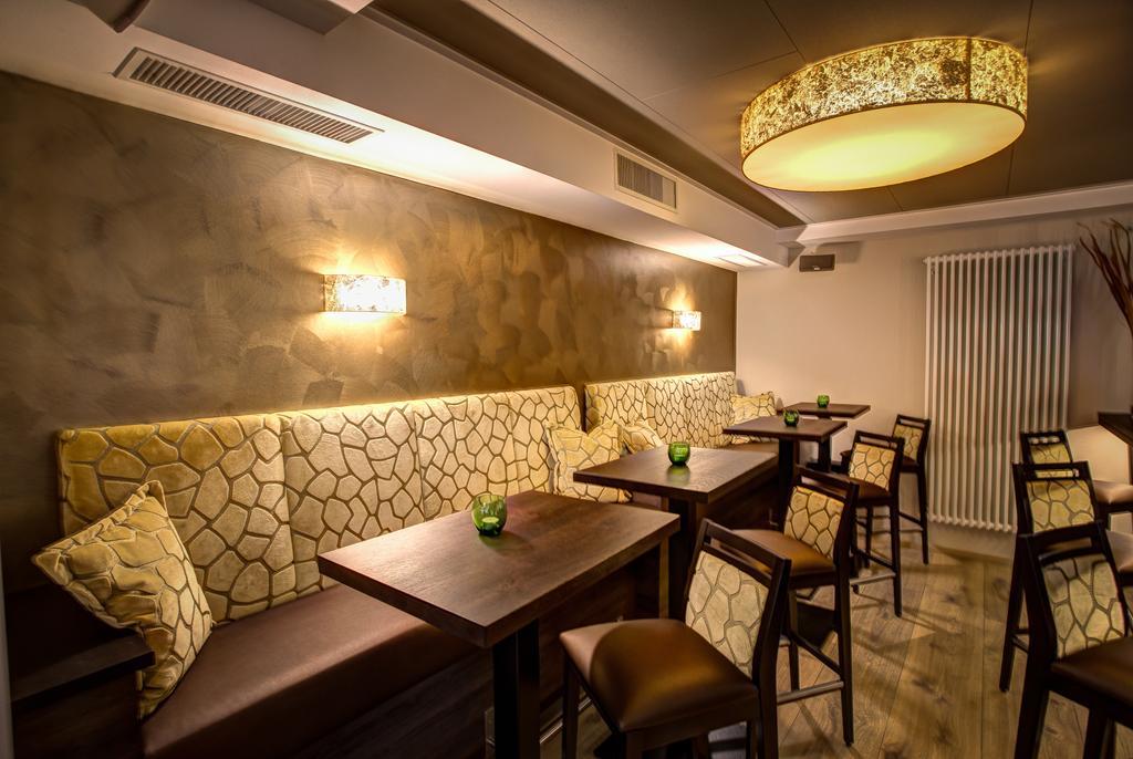 Weserhotel Schwager Holzminden Buitenkant foto