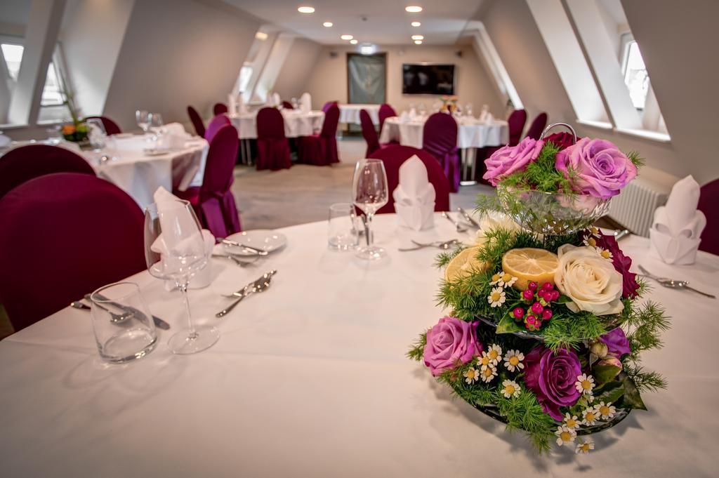 Weserhotel Schwager Holzminden Buitenkant foto