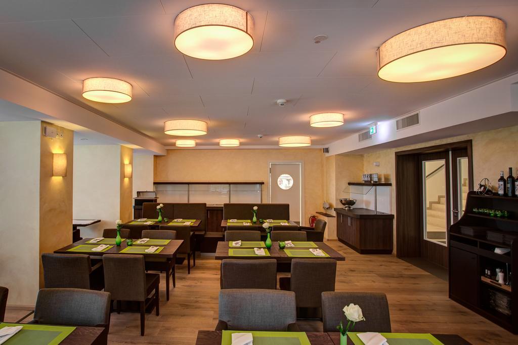 Weserhotel Schwager Holzminden Buitenkant foto